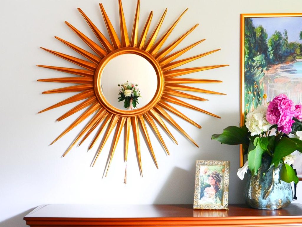 Statement Mirrors: How to Hang & Style in Rental Bedrooms Safely